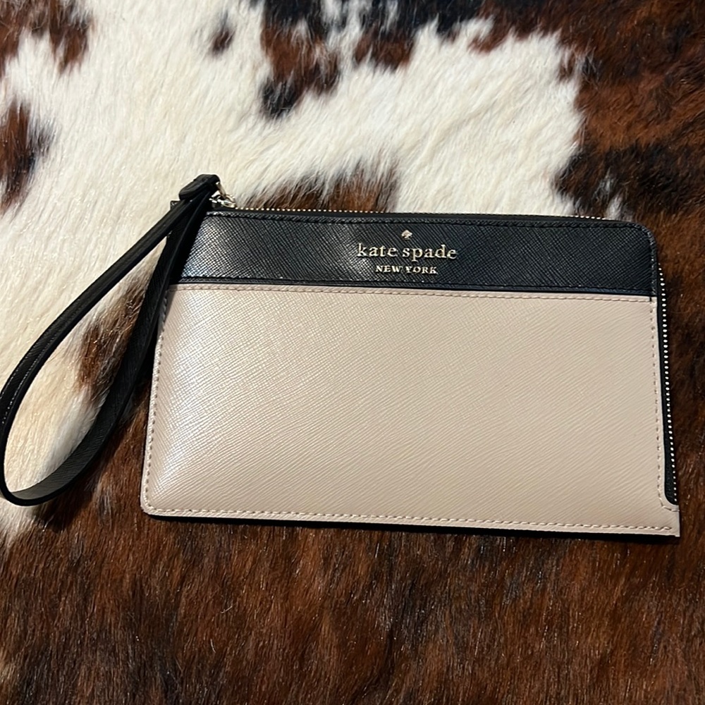 Kate Spade Wristlet